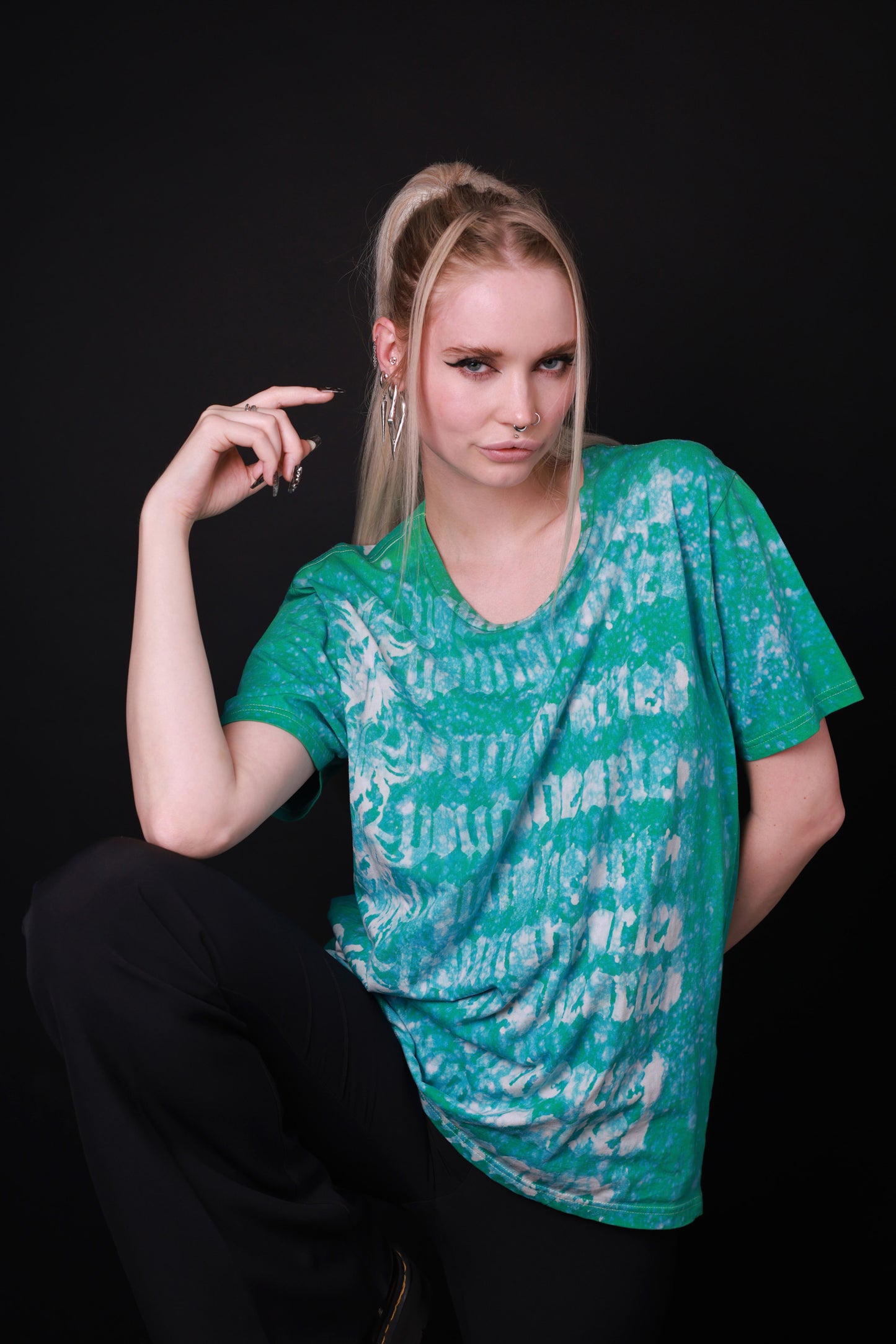 Younghearted Green Fade Tee by @nikita.nikinga