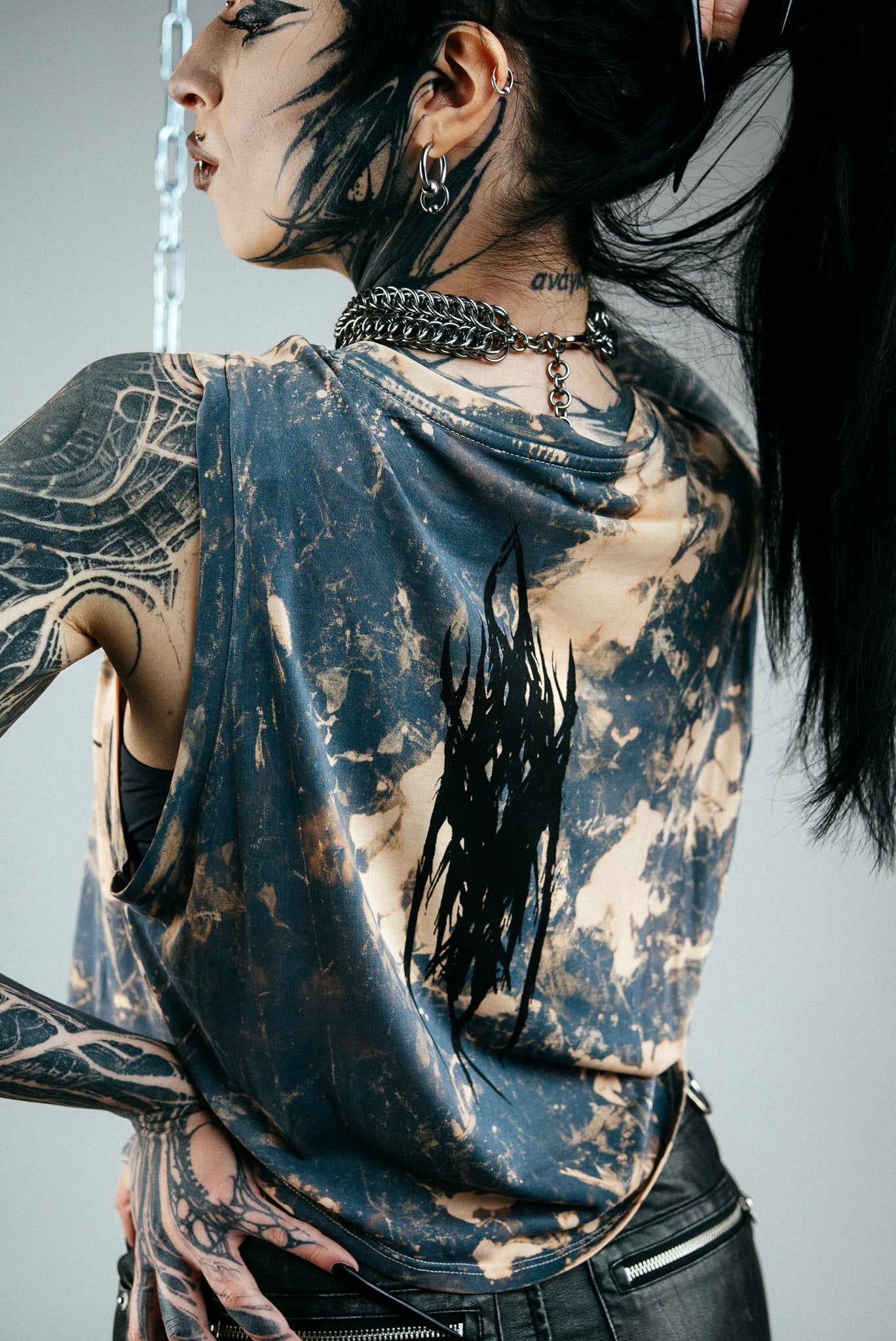 BLEACHED TOP