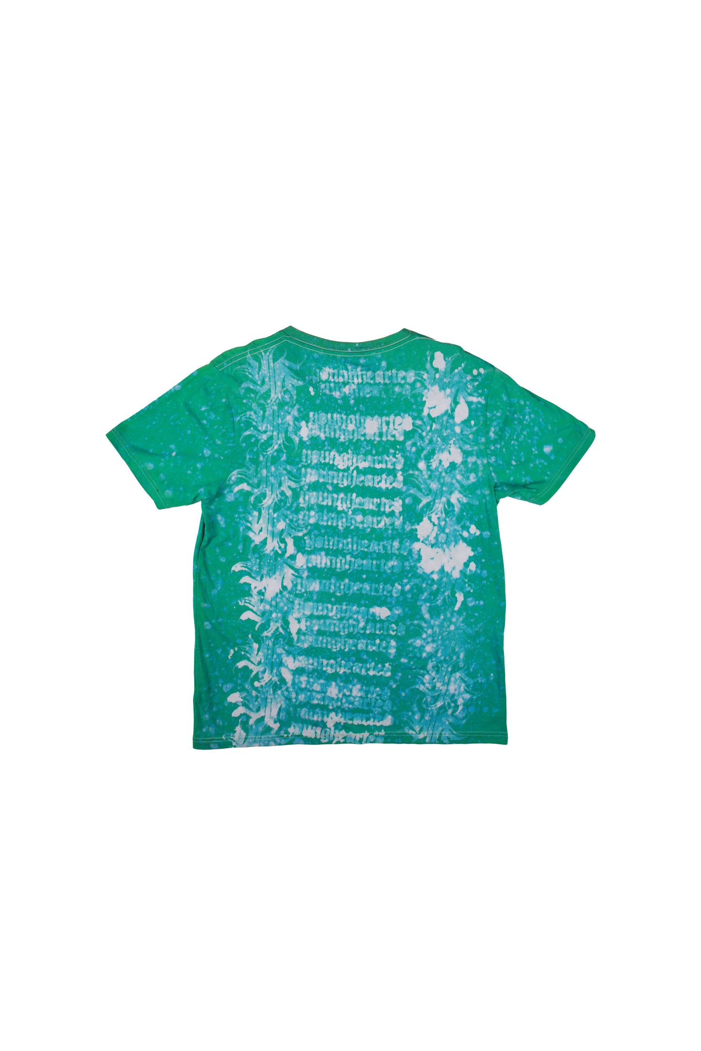 Younghearted Green Fade Tee by @nikita.nikinga