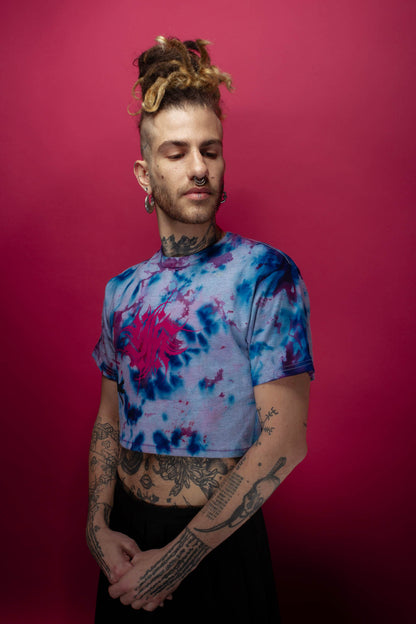 RVNDM & YNGHRTD CROP TOP