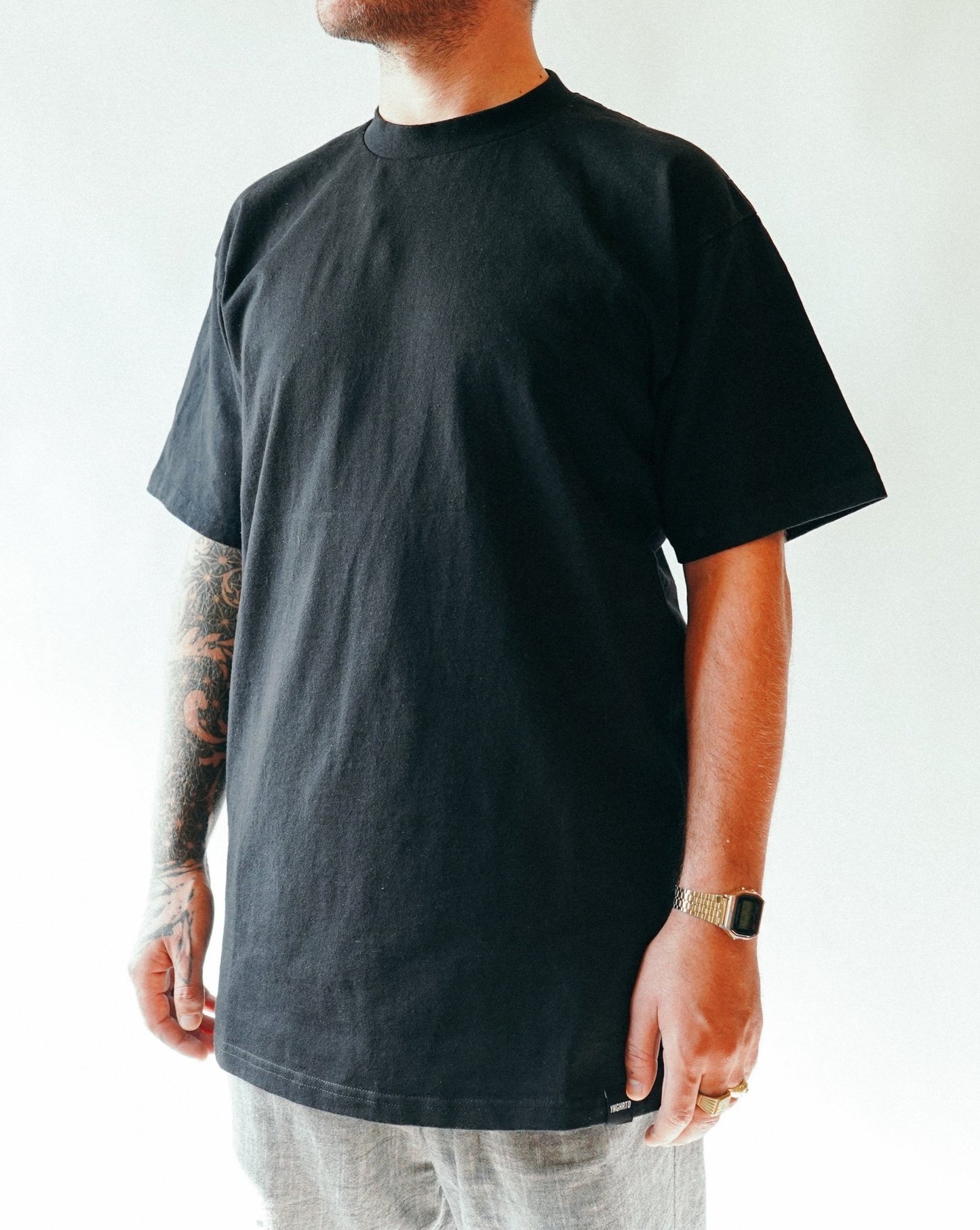 YNGHRTD BENCHMARK SHIRT [PLAIN BLACK] - Younghearted.Clothing @younghearted.cl